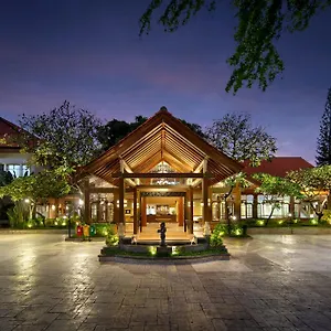 4* 리조트 그랜드 이스타나 라마